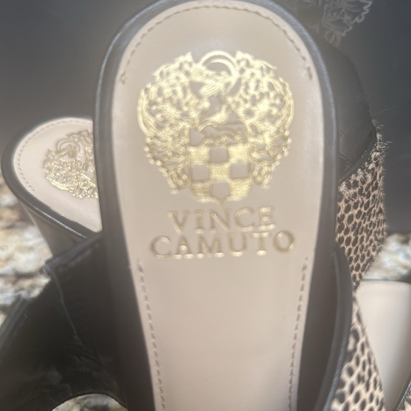 Vince Camuto Sandals - Picture 2 of 6